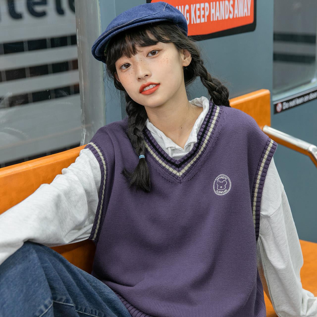 Áo len ghi lê cổ chữ V phong cách học đường cho nữ