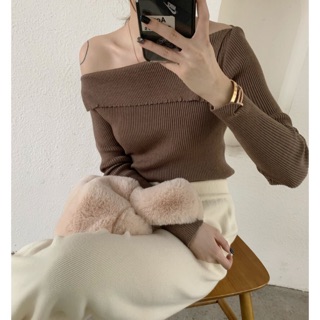 Áo Len Trễ Vai Vạt Chéo