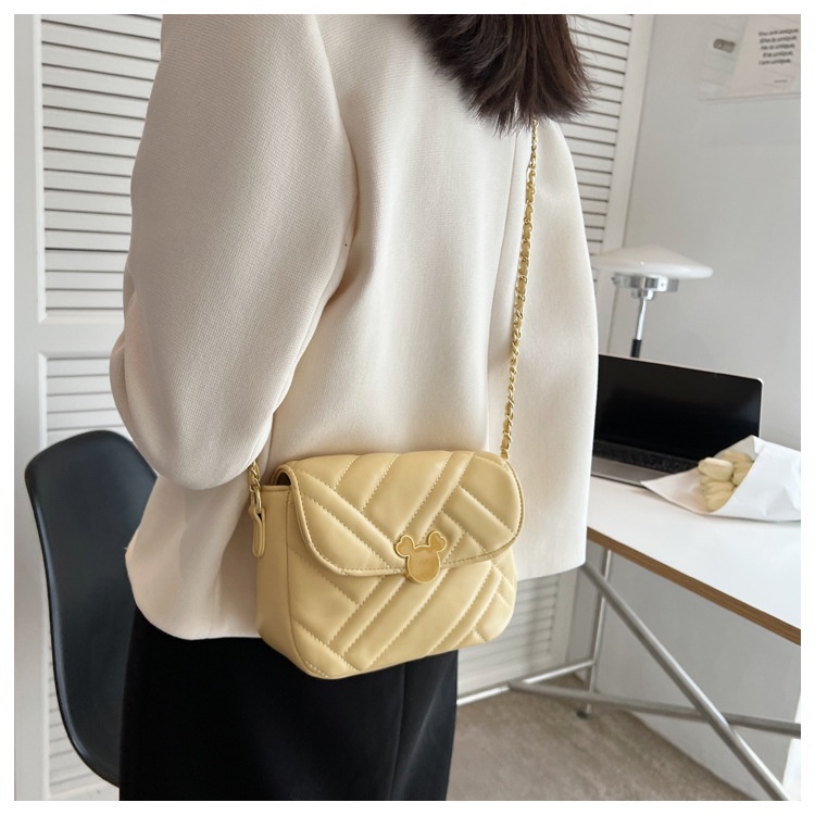 IELGY Fashion Simple Versatile Ladies Chain Crossbody Shoulder Bag