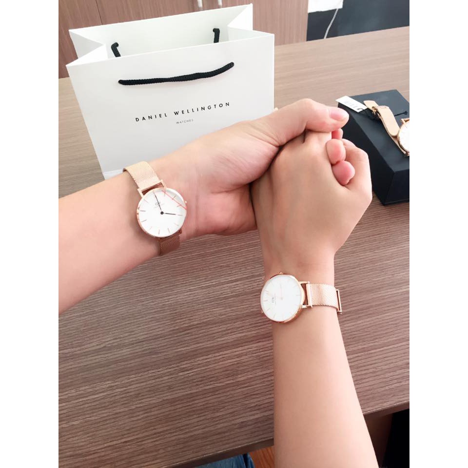 Đồng Hồ Nữ Daniel Wellington Classic Petite Melrose 32mm