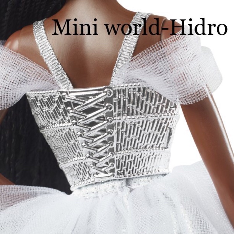 Búp bê Signature 2021 Holiday Barbie Doll da đen body muse chính hãng