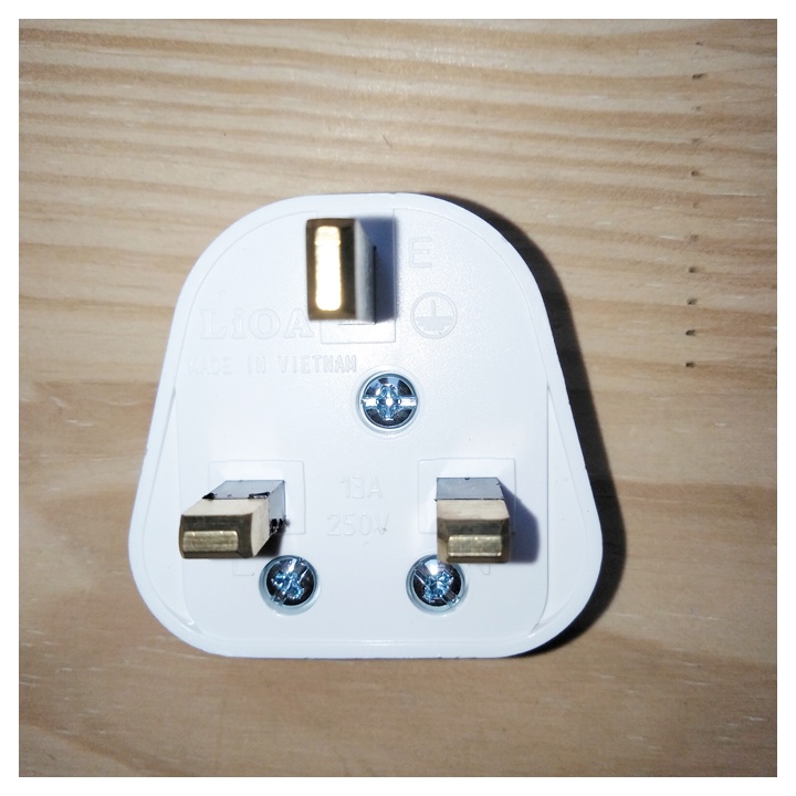 Ổ cắm 3 chấu - Phích cắm PUK LiOA Kiểu Anh - Dòng: V20S13S Chính hãng