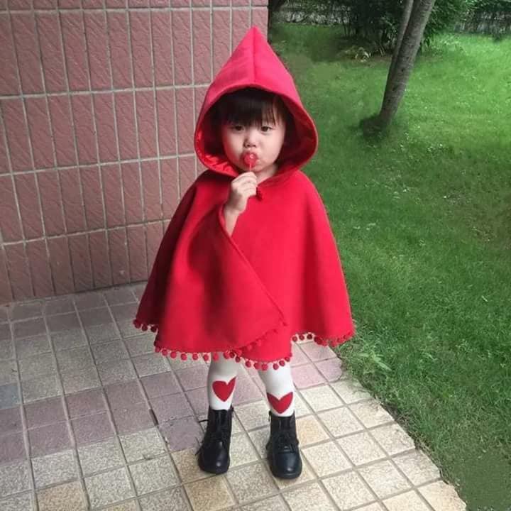 Áo choàng đỏ cho bé