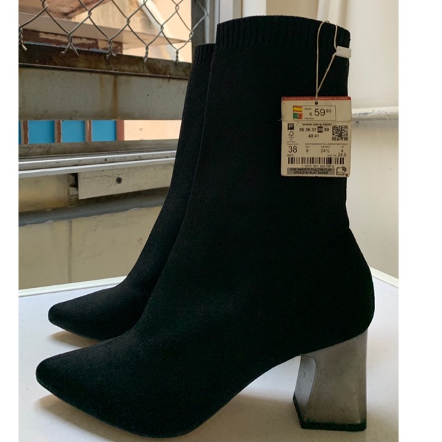 Zara boots cổ ngắn êm co giãn
