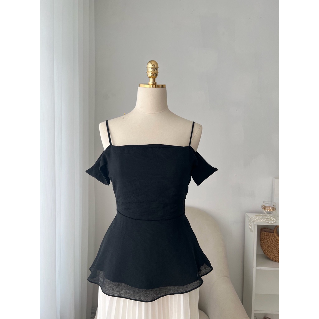 TIELA Áo kiểu trễ vai - Ame Top