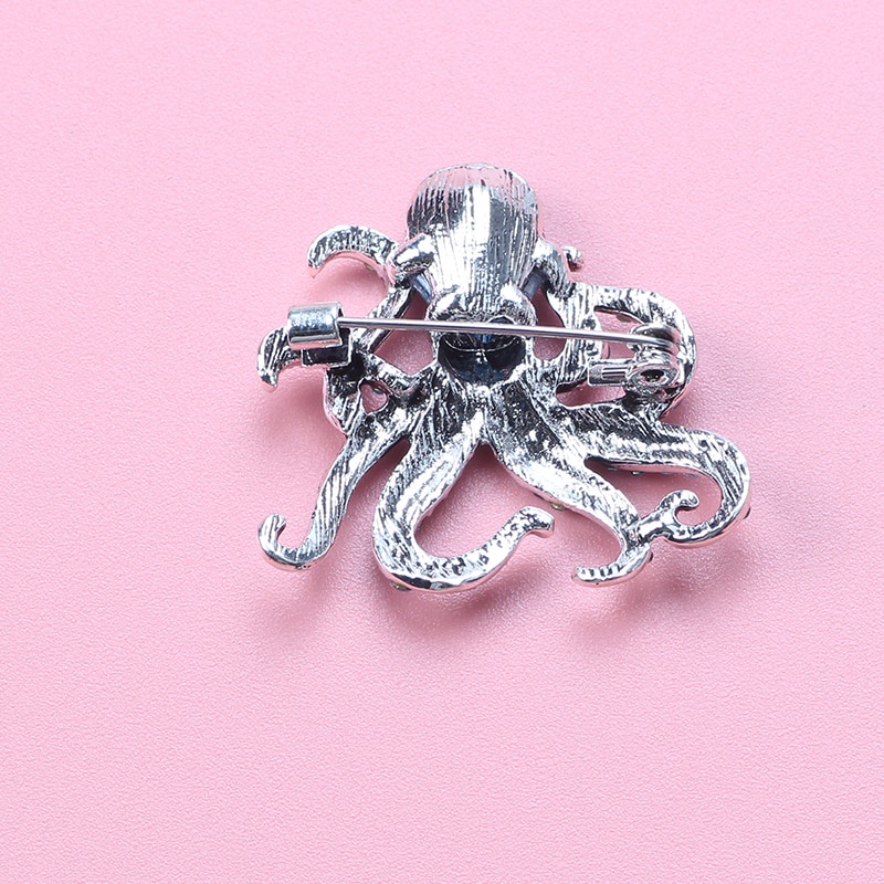Octopus Enamel Pin Blue Rhinestones Octopus Brooches Pins For Women Men Cute Sea Animal Crystal Jewelry Accesseries Gift