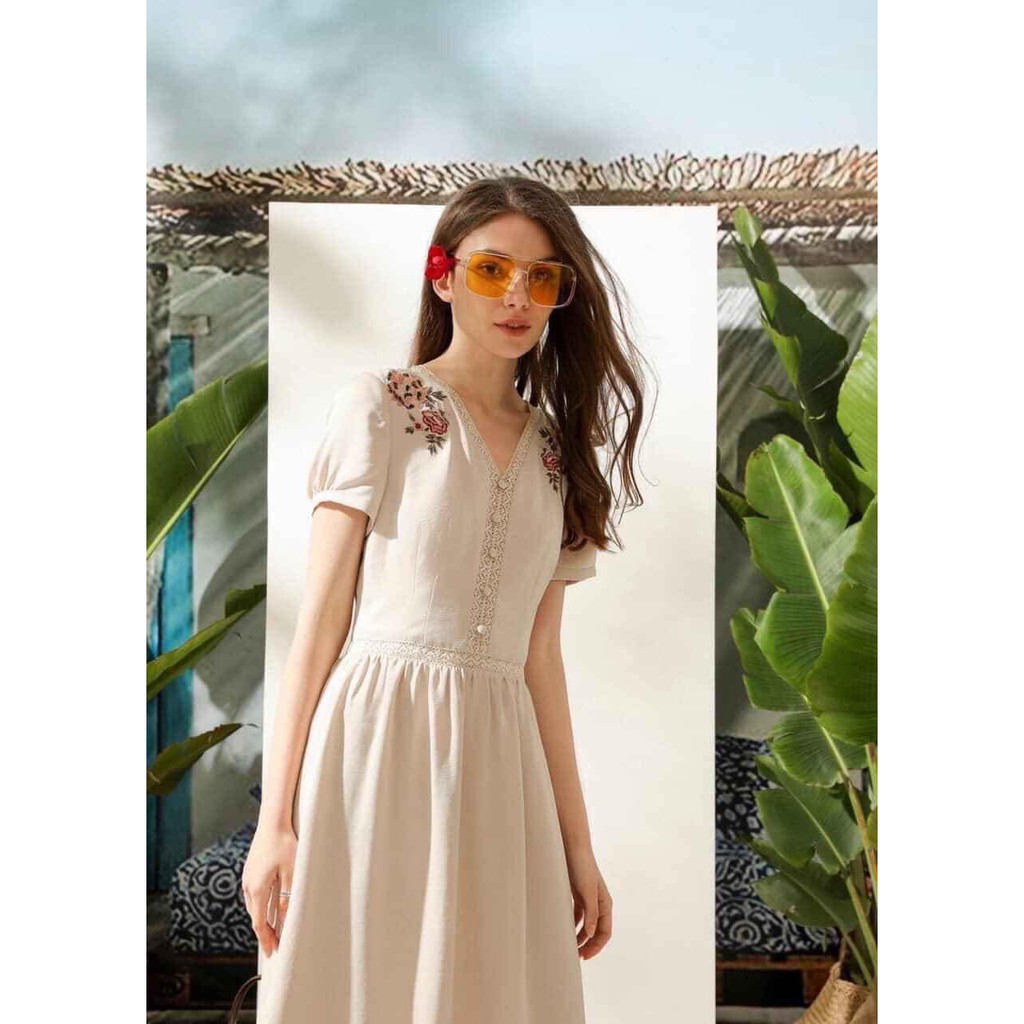 Váy đũi bèo thêu hoa - Thời trang thiết kế