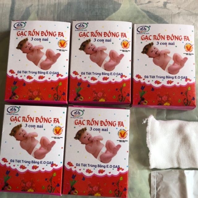Hộp 3 Băng rốn, Gạc rốn đông pha cho bé, băng vết thương chân tay
