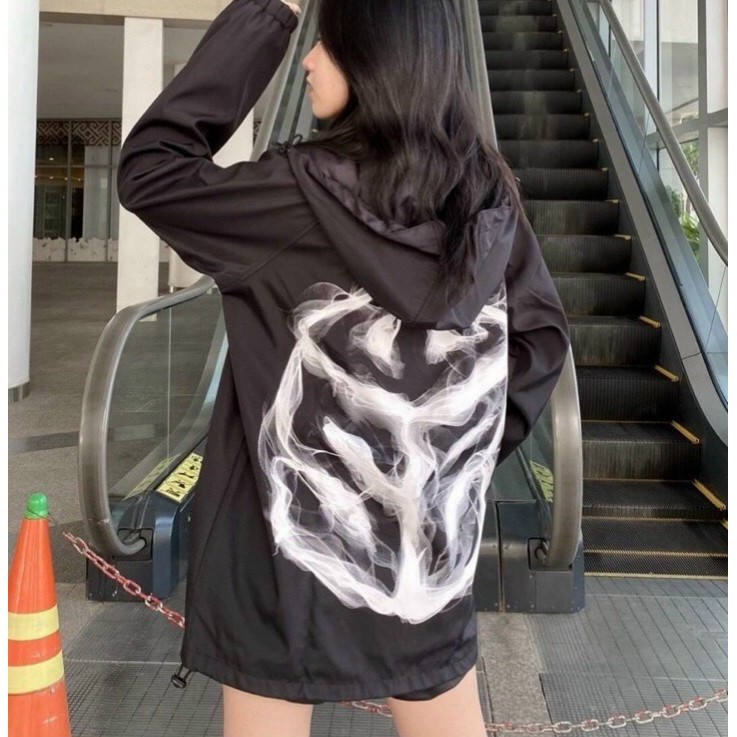 Áo khoác dù 2 lớp form rộng in 2 mặt unisex nam nữ mặc áo đôi in sau chữSW trắng