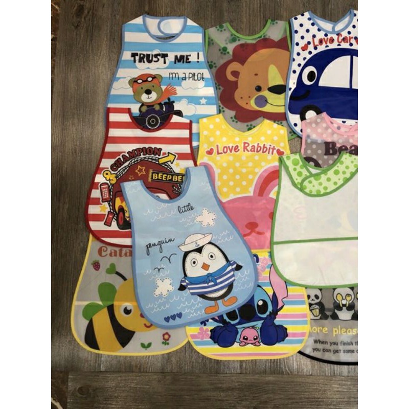 Yếm ăn dặm silicon cho bé