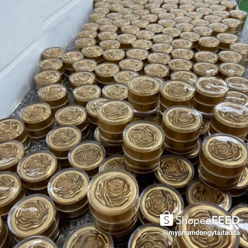 Kem sâm đen tái tạo da tặng bột rửa mặtt