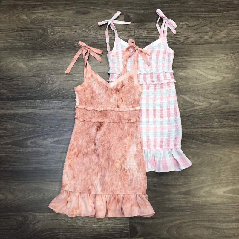 Đầm thun body BCBG smocking