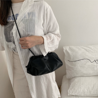 Túi pouch đeo chéo (ĐEN / NÂU / BE)