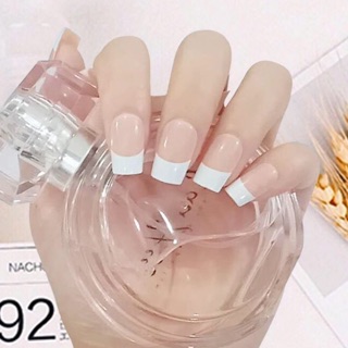 Bộ 24 móng tay giả nude viền trắng