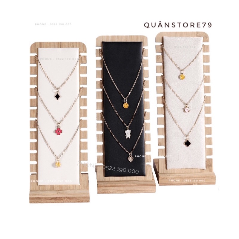 Giá treo dây chuyền gỗ sang trọng