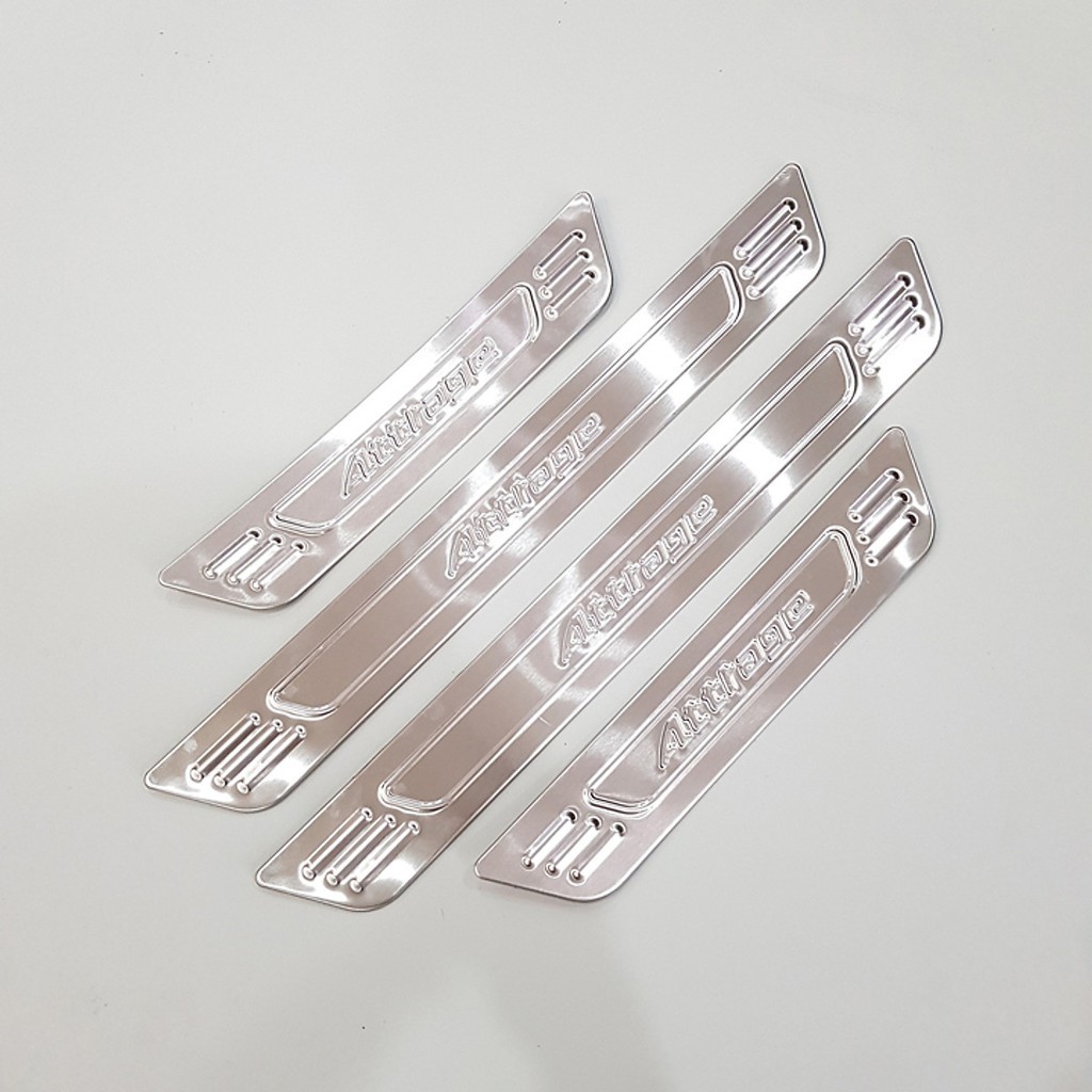 Ốp Bậc Trong Ngoài Mẫu Inox Xe Mitsu Attrage 2018 2019 2020