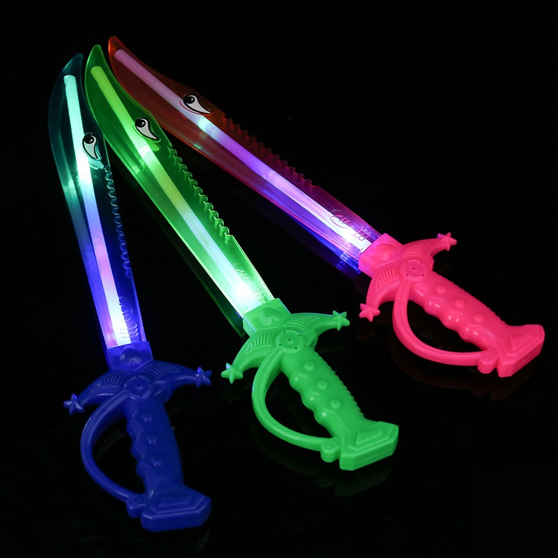 Set 3 Dao Kiếm Nhựa Có Đèn LED Hóa Trang Halloween Cho Bé