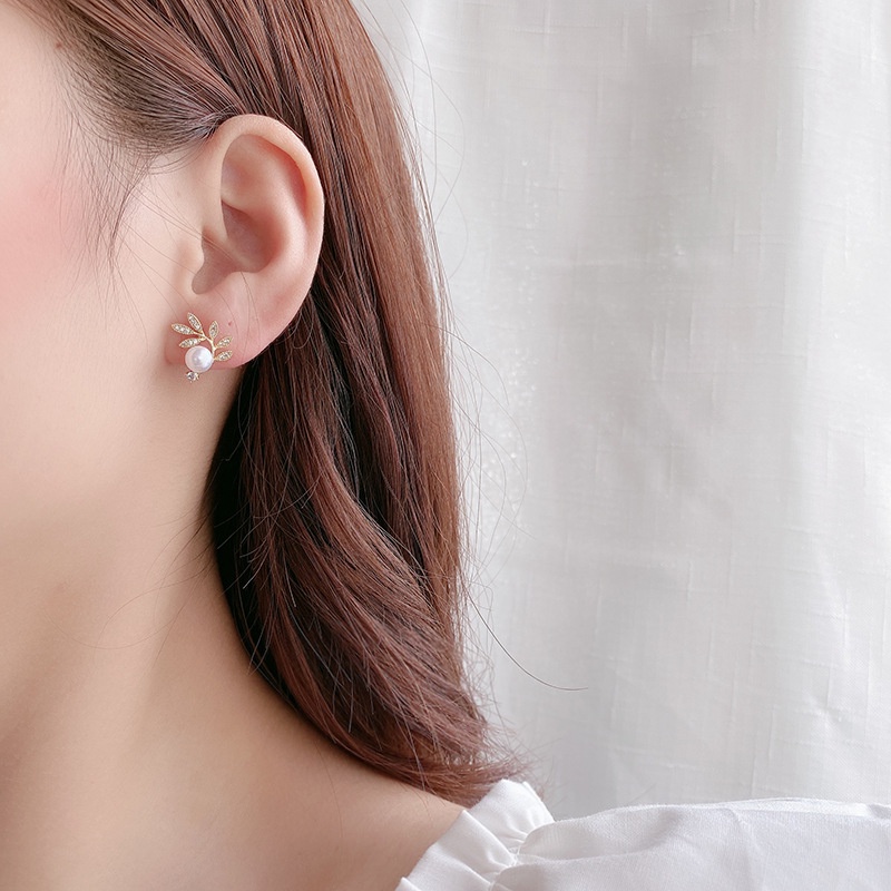 Bông Tai Hình Tròn Lớn Đính Ngọc Trai Thời Trang Dành Cho Nữ