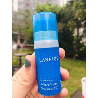 Serum dưỡng ẩm Laneige Water Bank Essence 10ML