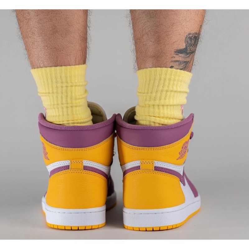 'Giày Cổ Cao' Nike Air Jordan 1 Retro High OG Brotherhood