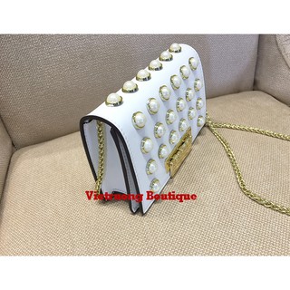 Túi xách nữ đinh tán ngọc trai