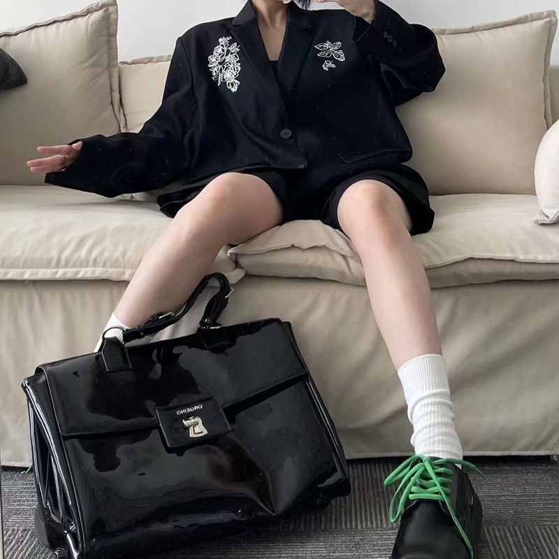 Túi xách đeo chéo da bóng cỡ lớn