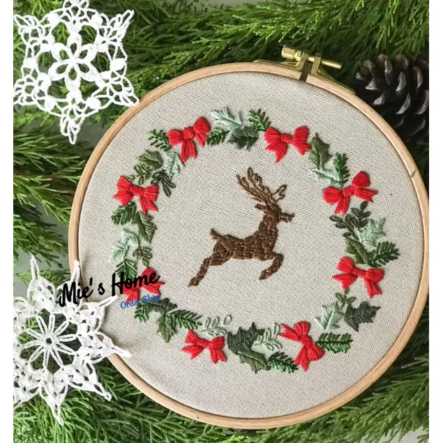 Bộ kit Gói Nguyên liệu tự thêu tranh Hoop trang trí Giáng Sinh DIY thêu tay thủ công Christmas Embroidery - Mie Handmade