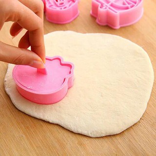 Khuôn cookie hoạt hình set 2c