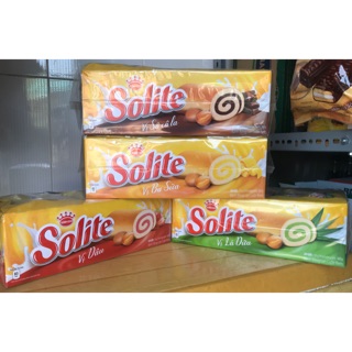 Bánh bông lan cuộn kem solite 360g