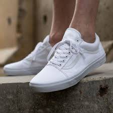 Giày Vans Vans Old Skool White SKU: VN000D3HW00