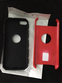 Ốp lưng Ipod Touch 5 chống xốc màu đỏ đen