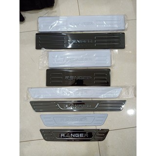 Bộ ốp bậc trong và bậc ngoài xe ford ranger 2013-2019
