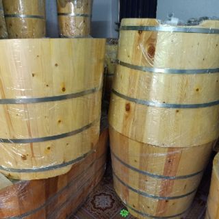 Bồn tắm tròn gỗ thông