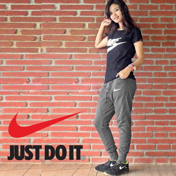 Quần Thể Thao Nike Năng Động Thời Trang Cho Nữ
