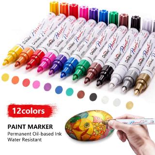 Bút màu nước chuyên nghiệp có 12 màu khác nhau