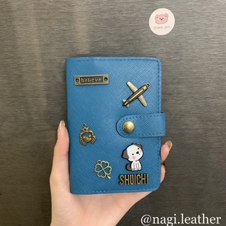 Vỏ hộ chiếu xanh (free khắc tên chủ nhân, 1 charm gắn)