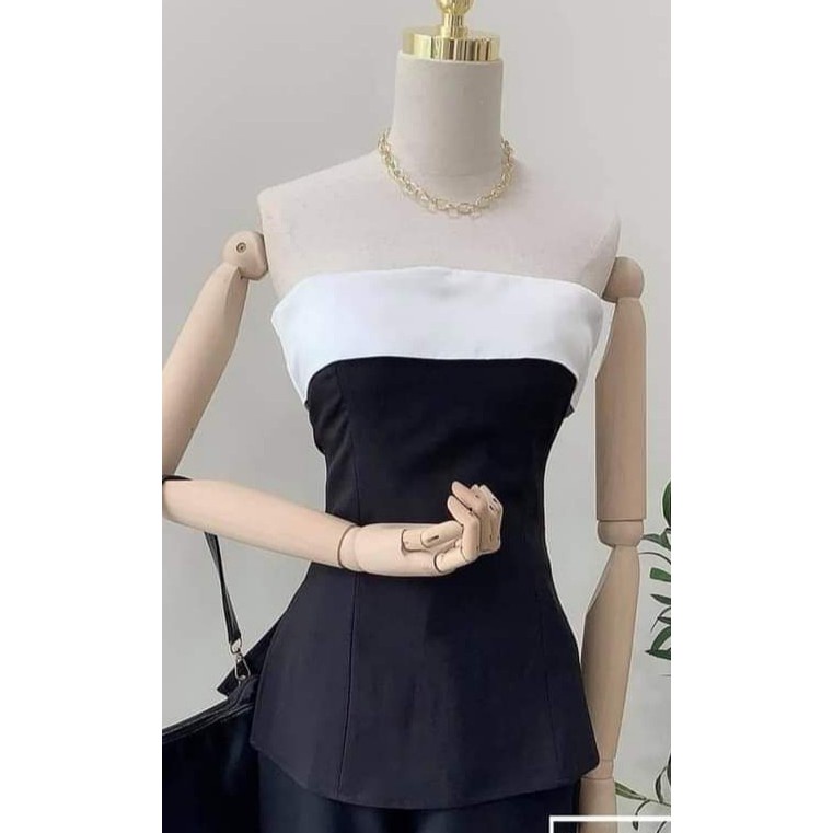 Áo Crop Cup Ngực Đen Phối Trắng