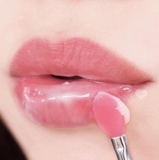 MẶT NẠ Ủ MÔI LANEIGE