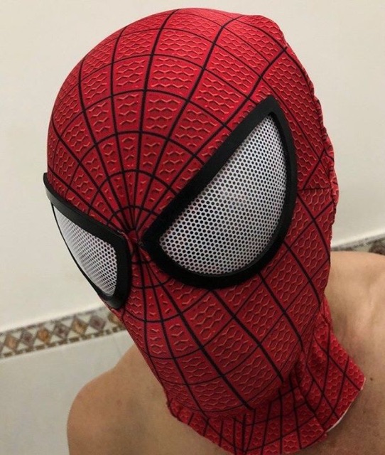 Mặt nạ nhện spider man kèm ảnh thật