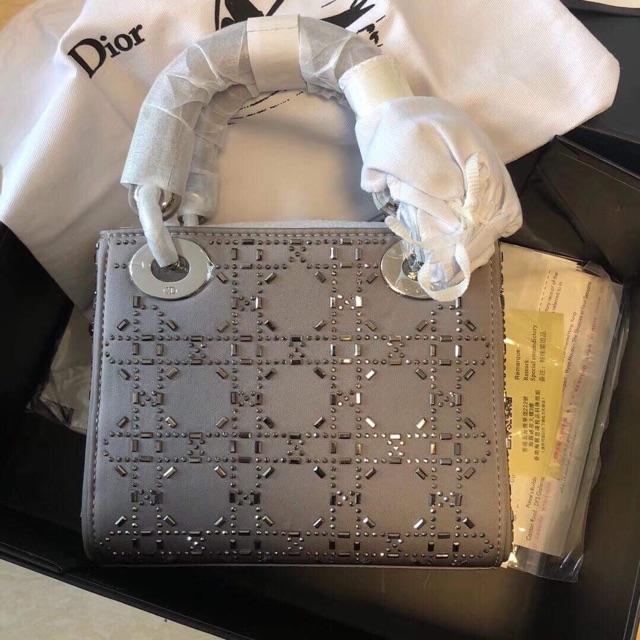 Lady Dio đính đá màu xám siêu chảnh