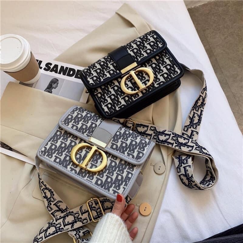 ] Túi xách nữ đeo chéo CD rằn ri ,💖FREESHIP💖, sz18 cm 2 màu viền đen , trắng , hàng quảng châu