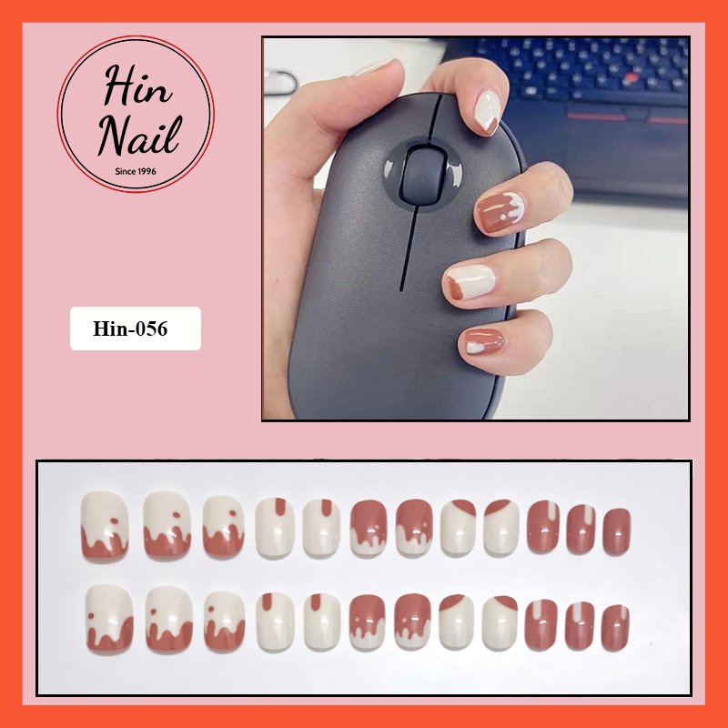 Móng tay giả form ngắn màu nâu , trắng mới