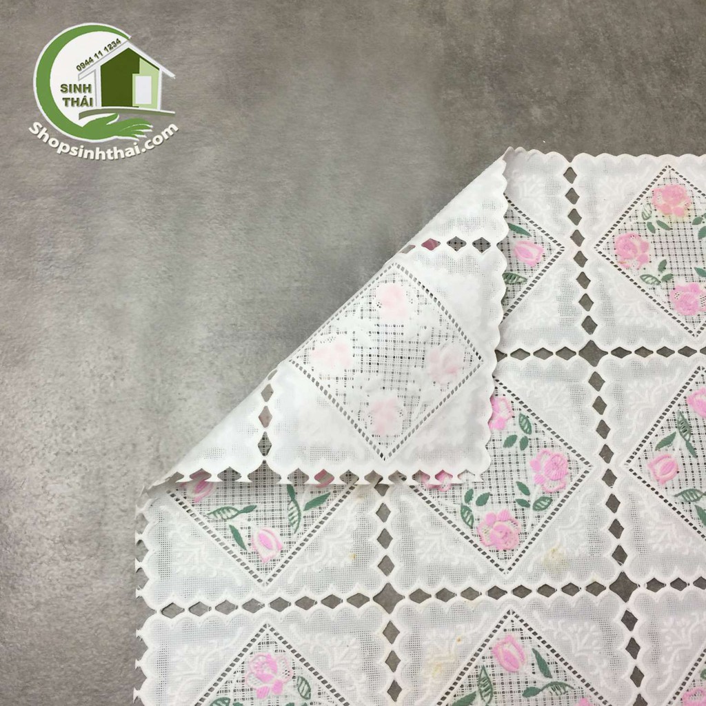 Khăn trải bàn bằng nhựa -