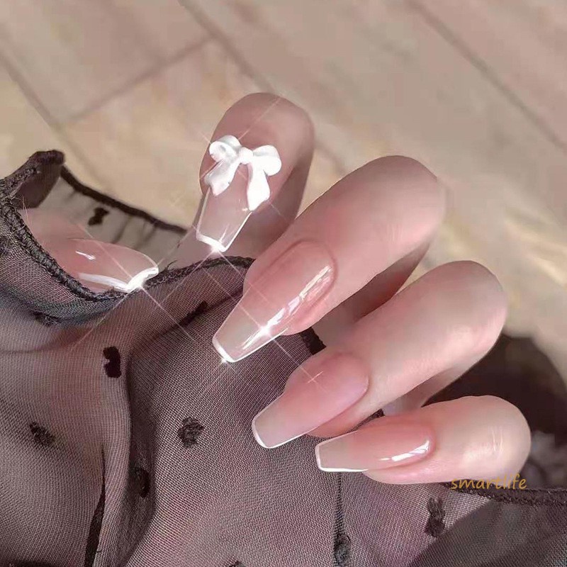 Set 24 Móng Tay Giả Họa Tiết Bướm Thời Trang Cho Nữ