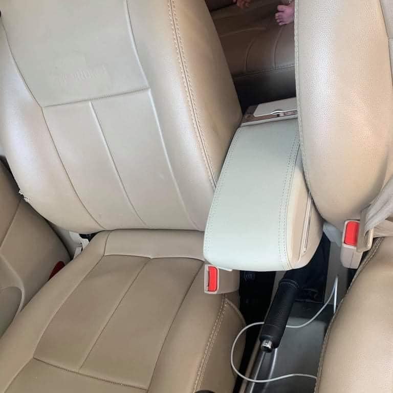Bệ Tỳ Tay Theo Xe Deawoo Gentra , Chevrolet Aveo Tích Hợp 7 Cổng USB