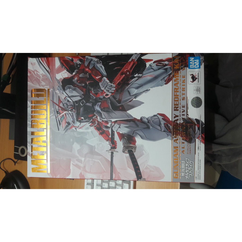 mô hình metal build gundam astray red