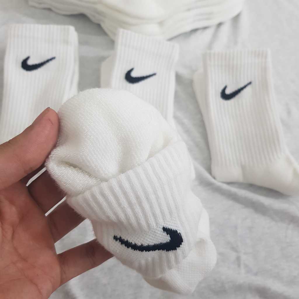 Tất thể thao Nike cao cổ White/Black/Gray SX7676-100