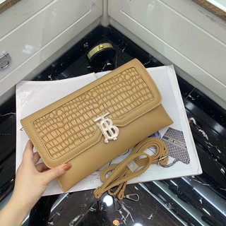 Clutch Dự tiệc ( chat vs shop trc khi đặt)