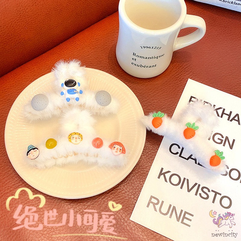 Kẹp tóc phối lông nhung phong cách Hàn Quốc dễ thương xinh xắn dành cho bạn nữ