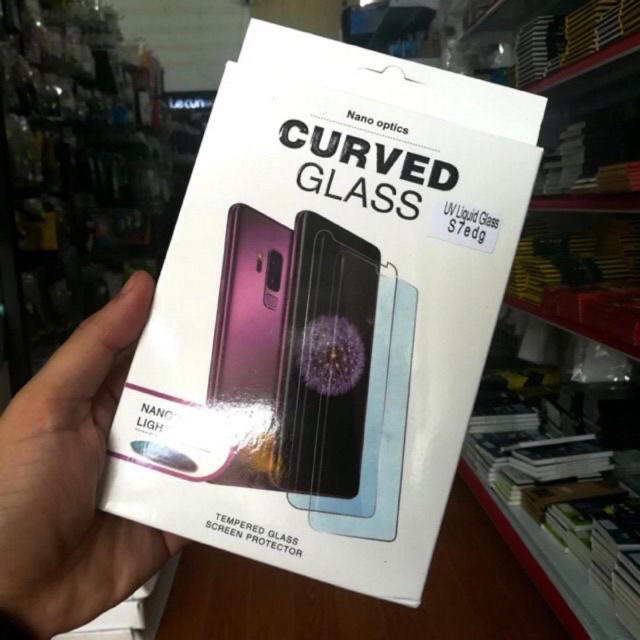 Kính cường lực UV cho Galaxy S7 Edge Full keo uv siêu đẹp